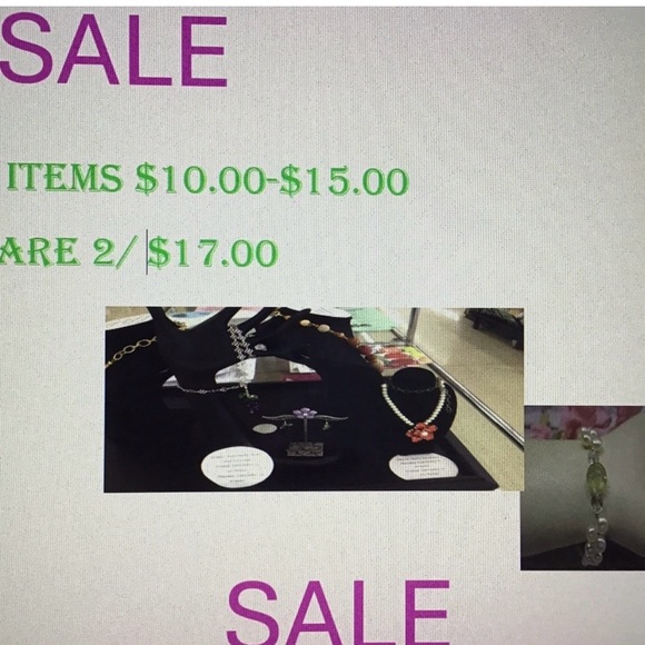 Pearl Earrings Bundle - Picture 2 of 8